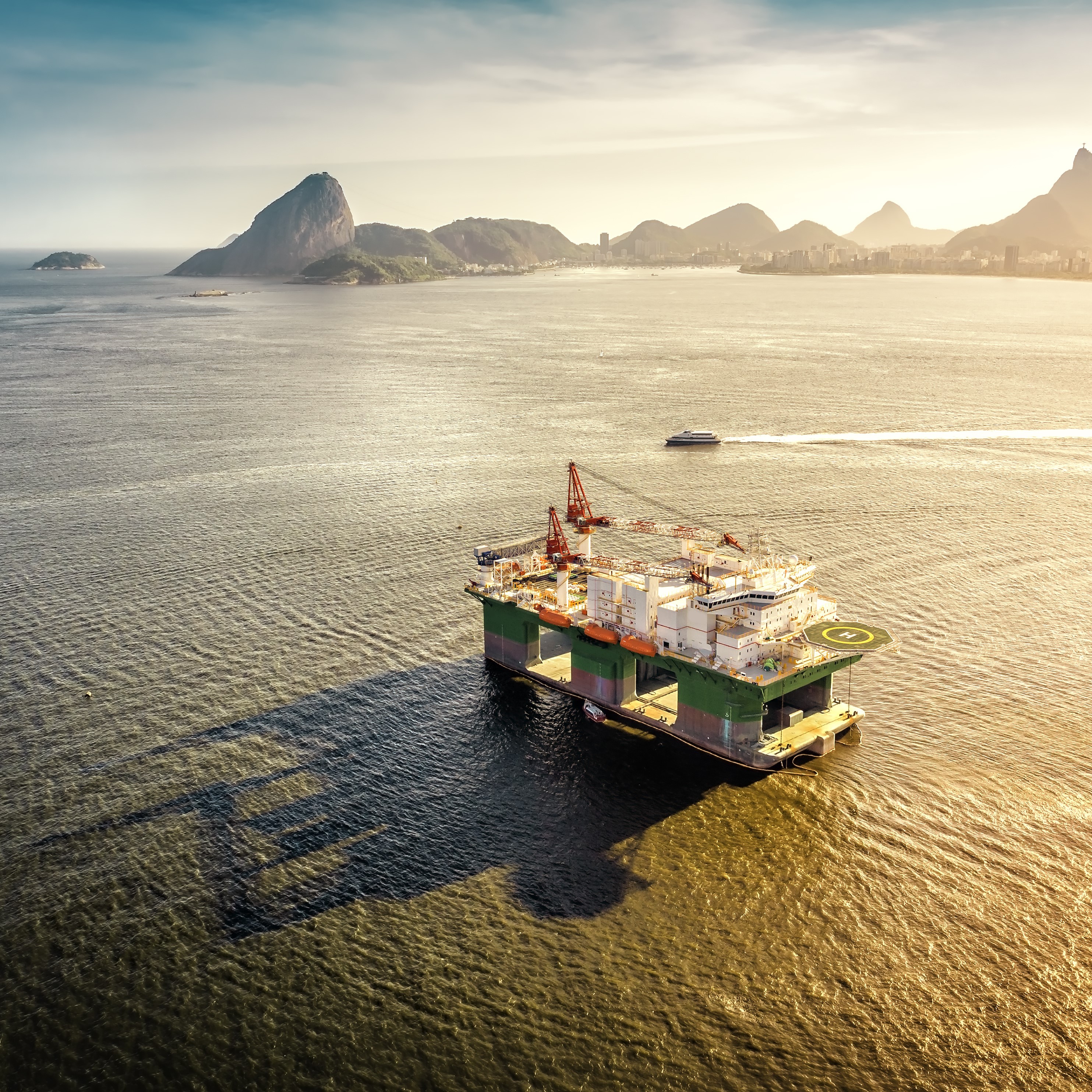 Oil & Gas Offshore 3- square