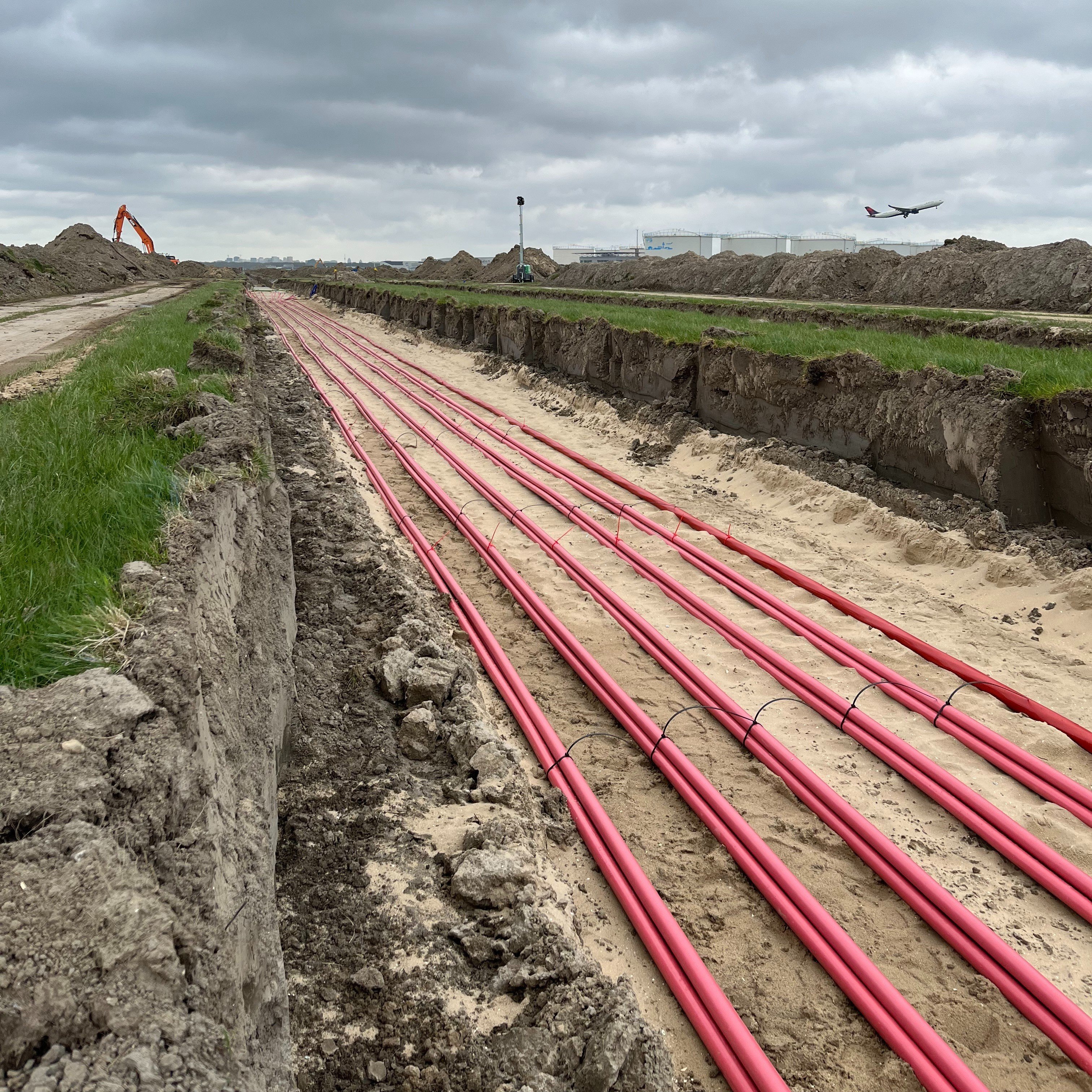 MV E-LINE - square - project bam - schiphol